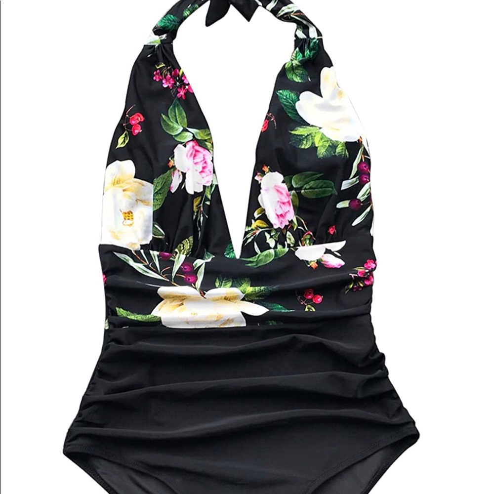 Halter one piece Cupshe bathing suit